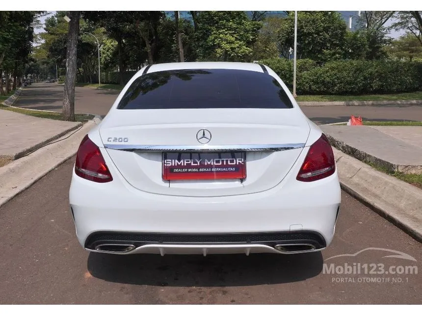 2018 Mercedes-Benz C200 AMG Line Sedan