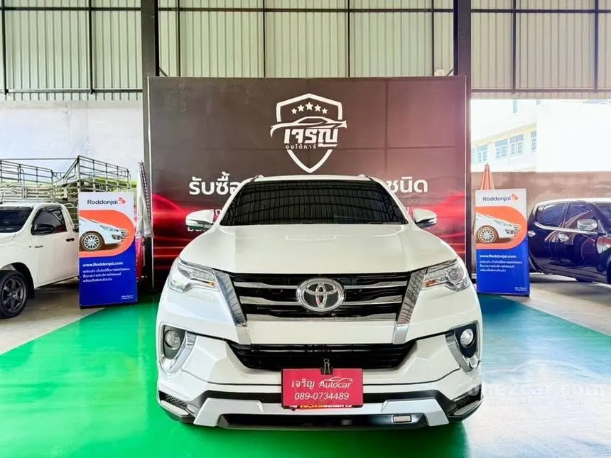 2016 Toyota FORTUNER V SUV