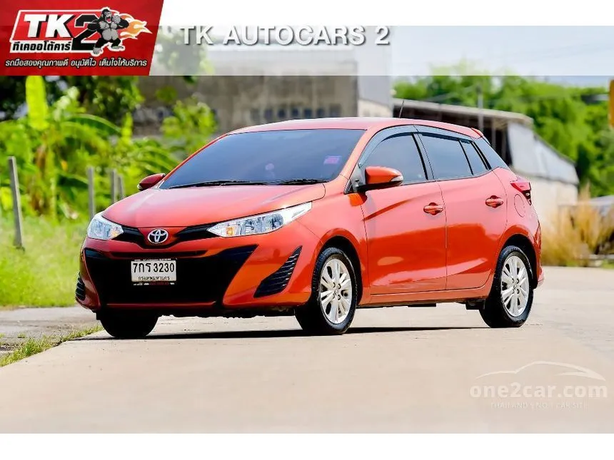 2018 Toyota YARIS E Hatchback