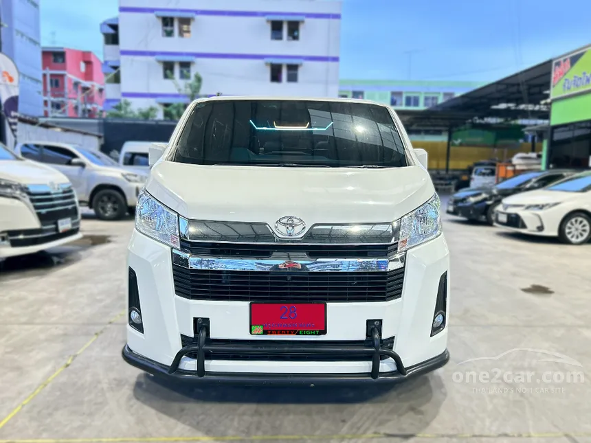 2023 Toyota HIACE GL Van