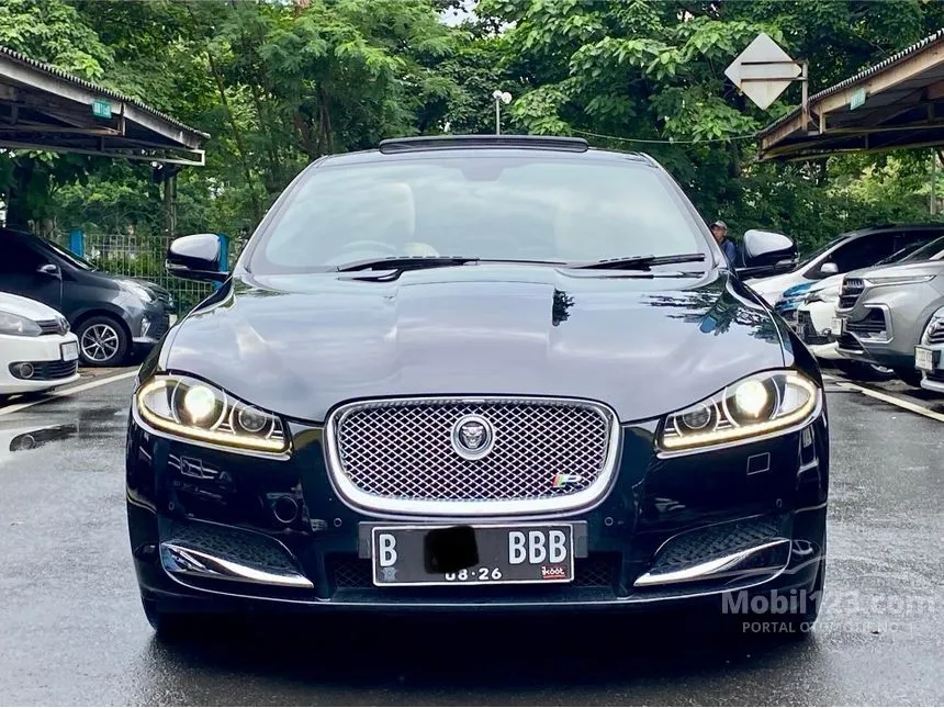2011 Jaguar XF V6 Sedan