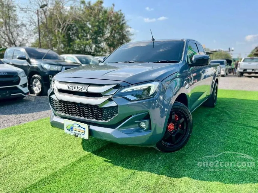 2024 Isuzu D-MAX L Space Cab Pickup
