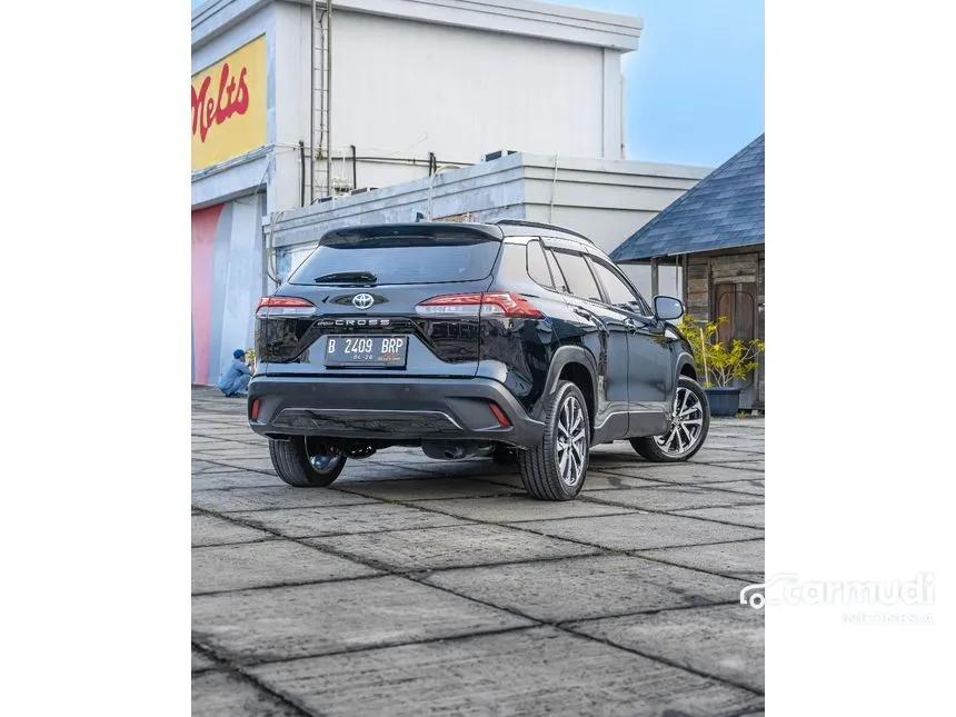 2020 Toyota Corolla Cross Hybrid SUV
