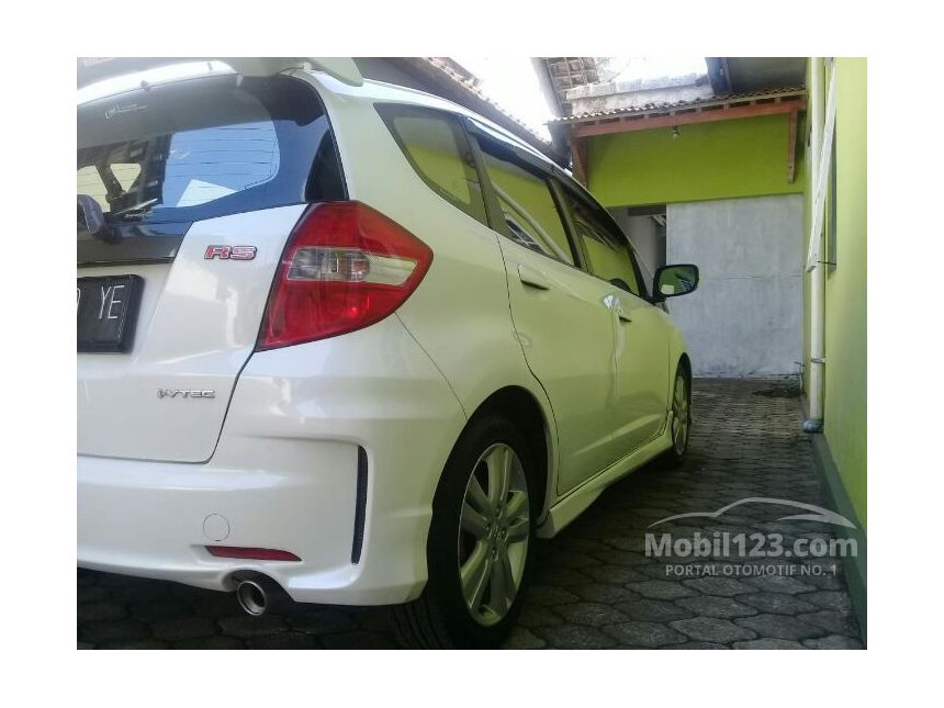 Jual Mobil  Honda Jazz  2012 RS 1 5 di Jawa  Tengah  Manual 