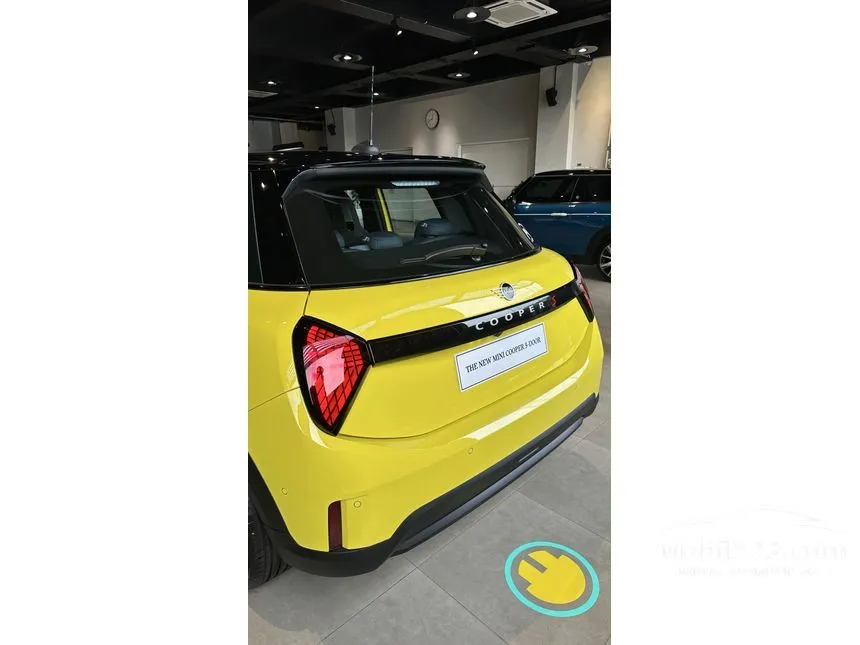 2025 MINI Cooper S 5 Door Hatchback