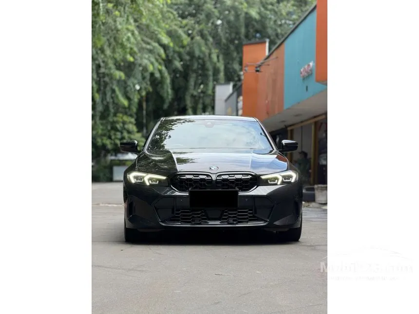 2023 BMW 320i M Sport Sedan