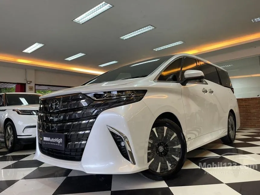 Jual Mobil Toyota Alphard 2024 HEV 2.5 di DKI Jakarta Automatic MPV Putih Rp 1.850.000.000