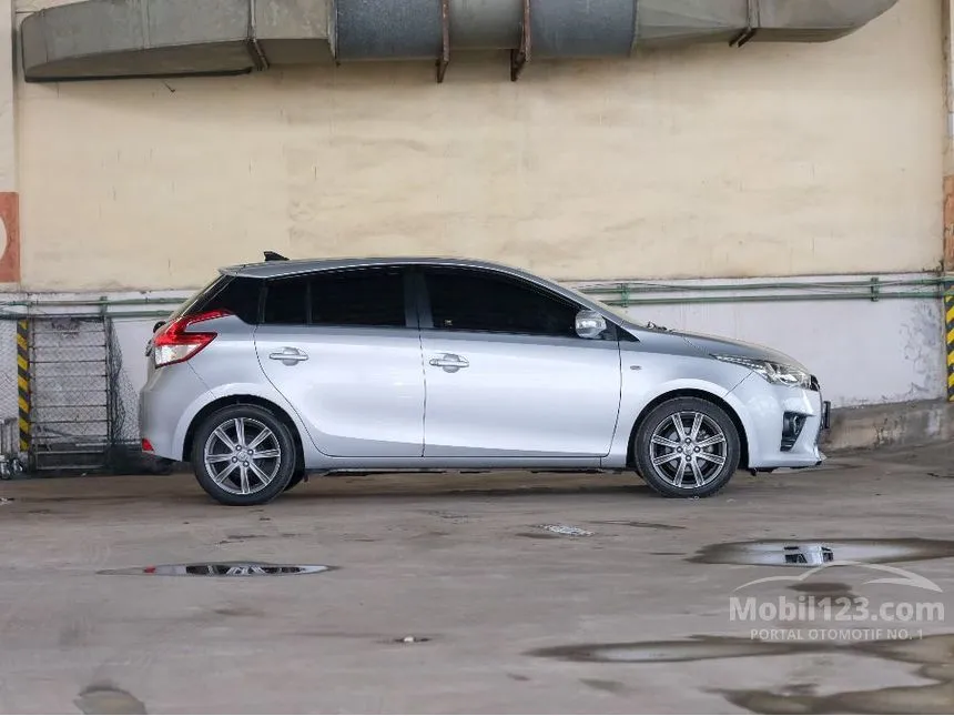 2015 Toyota Yaris G Hatchback
