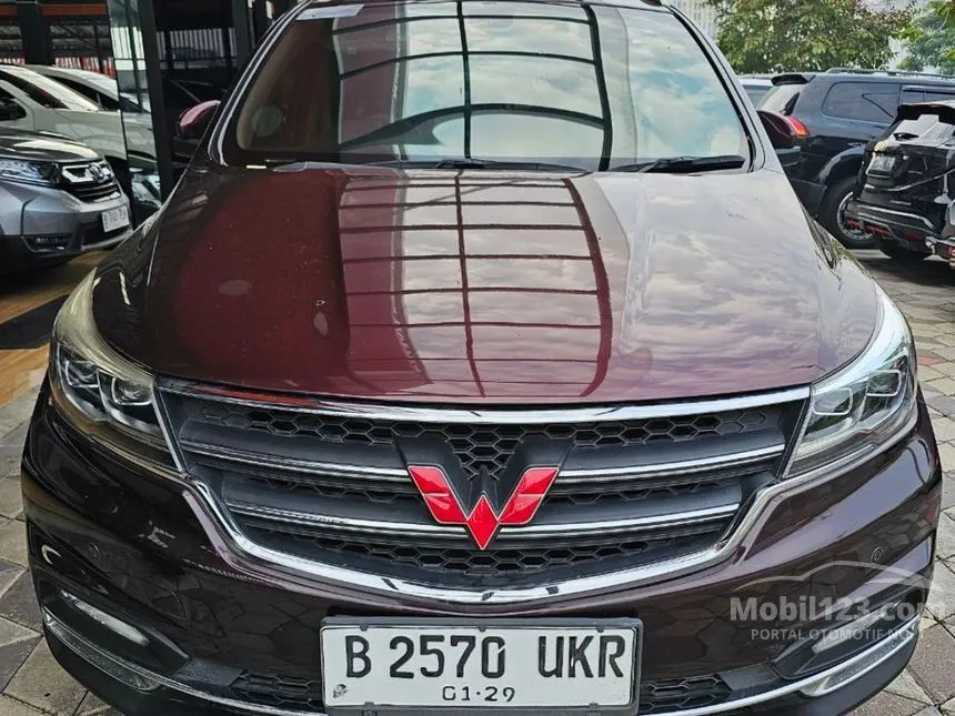Jual Mobil Wuling Cortez 2018 L Lux 1.8 di Jawa Barat Automatic Wagon Marun Rp 155.000.000