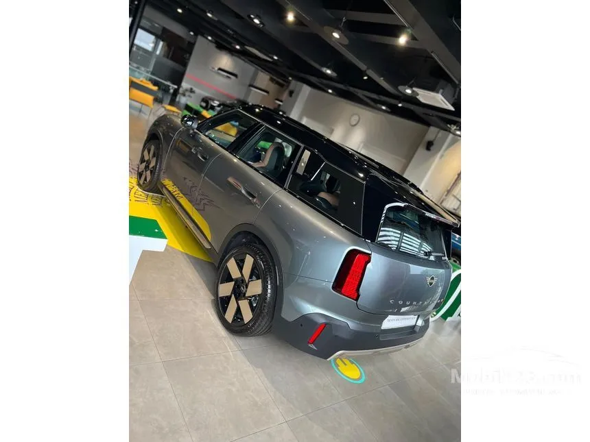2025 MINI Countryman S ALL4 Favoured Trim SUV