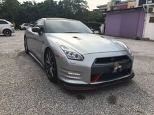 2009 Nissan GT-R PREMIUM EDITION UK SPEC FULL CARBON FIBRE NISMO