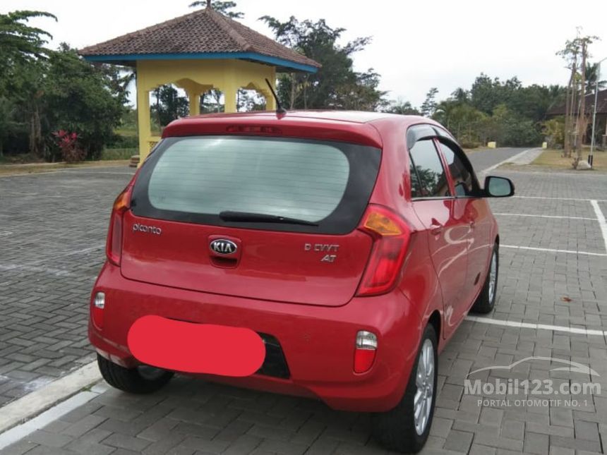 Jual Mobil  KIA  Picanto  2014 SE 3 1 2 di Yogyakarta  