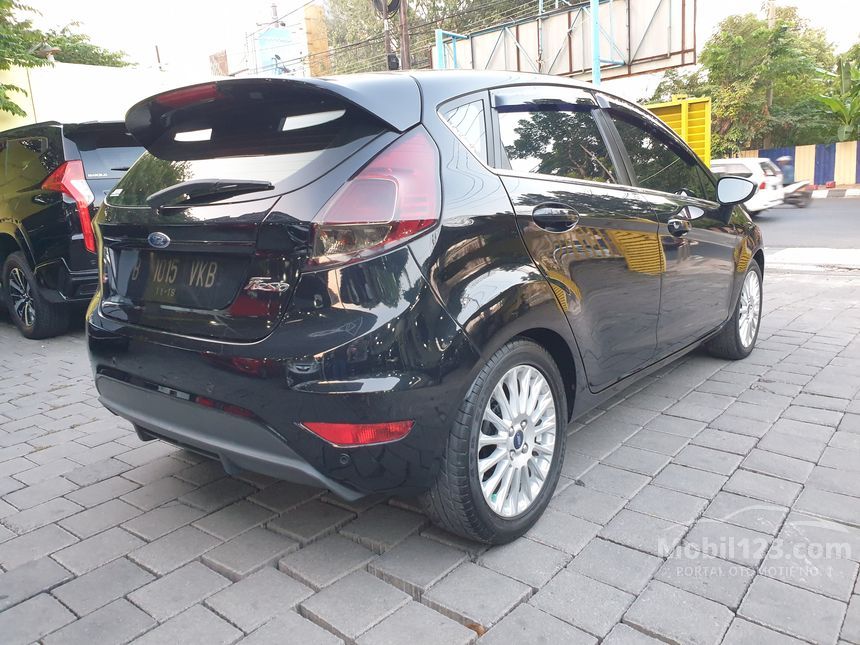  Jual  Mobil  Ford  Fiesta  2014  Sport 1 5 di Jawa Tengah 