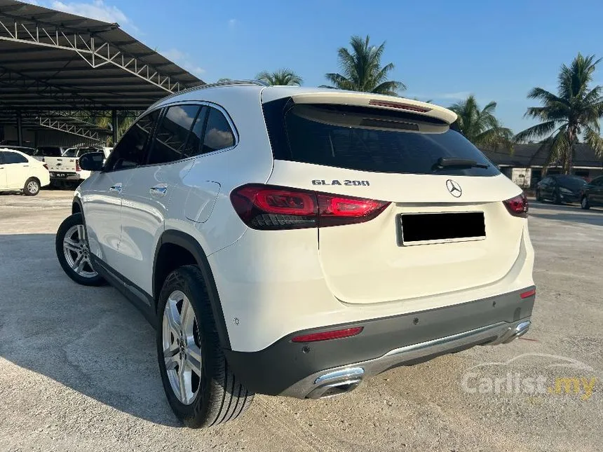 2022 Mercedes-Benz GLA200 Progressive Line SUV