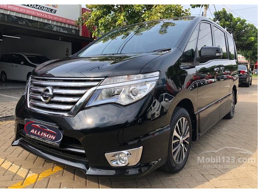 Nissan serena 2017