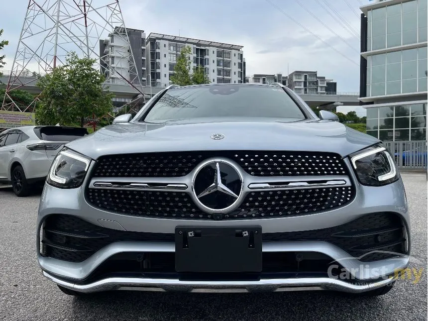 2021 Mercedes-Benz GLC300 4MATIC AMG Line SUV