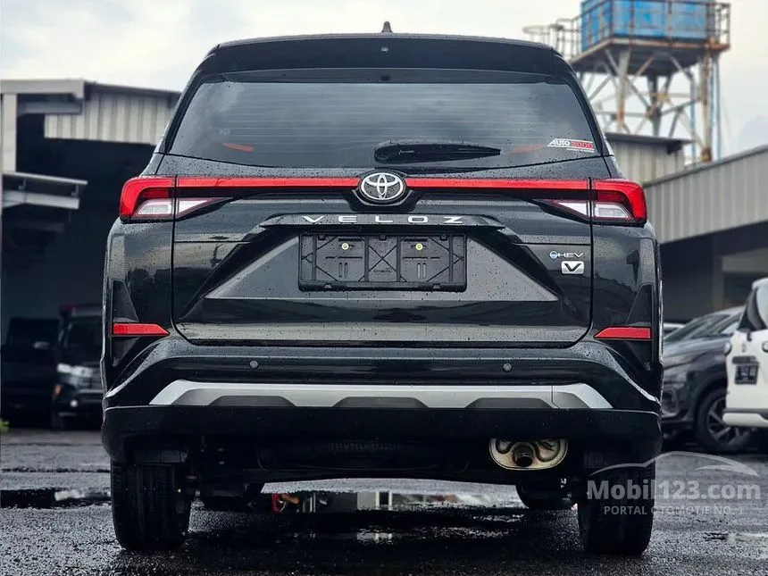 2026 Toyota Veloz V HEV MPV