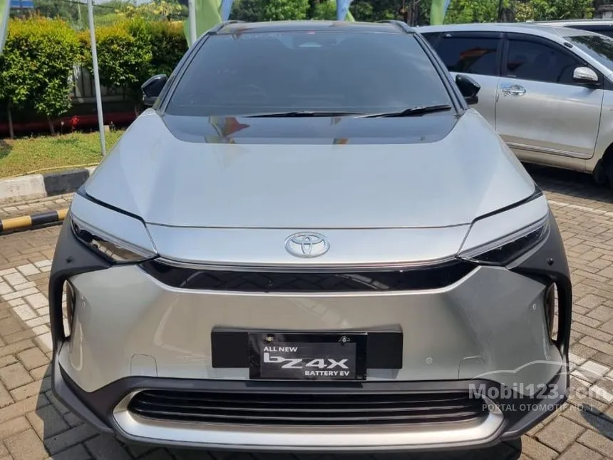 Jual Mobil Toyota BZ4X 2023 di Banten Automatic Wagon Silver Rp 1.190 ...