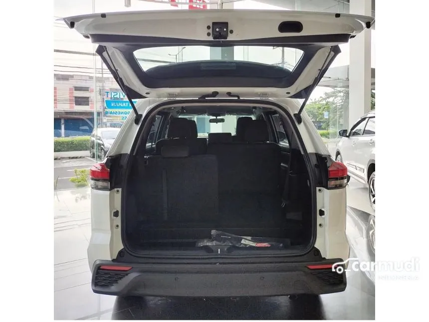 2025 Toyota Kijang Innova Zenix G HV (Premium Color) MPV