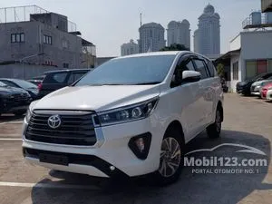 2022 Toyota Kijang Innova 2.4 V MPV, Ready Stock