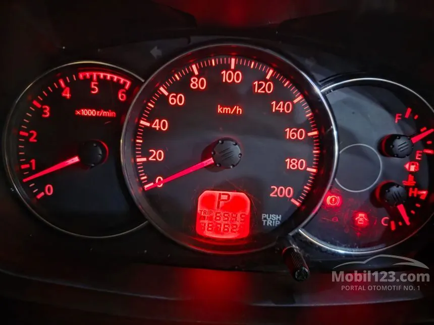 2012 Mitsubishi Pajero Sport Dakar 4x2 SUV