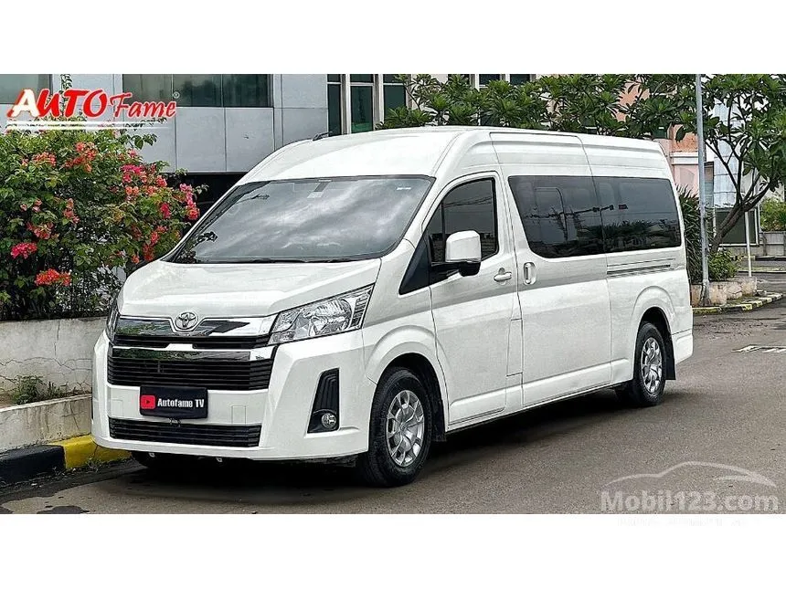 Jual Mobil Toyota Hiace 2021 Premio 2.8 di Jawa Barat Manual Van Wagon Putih Rp 770.000.000