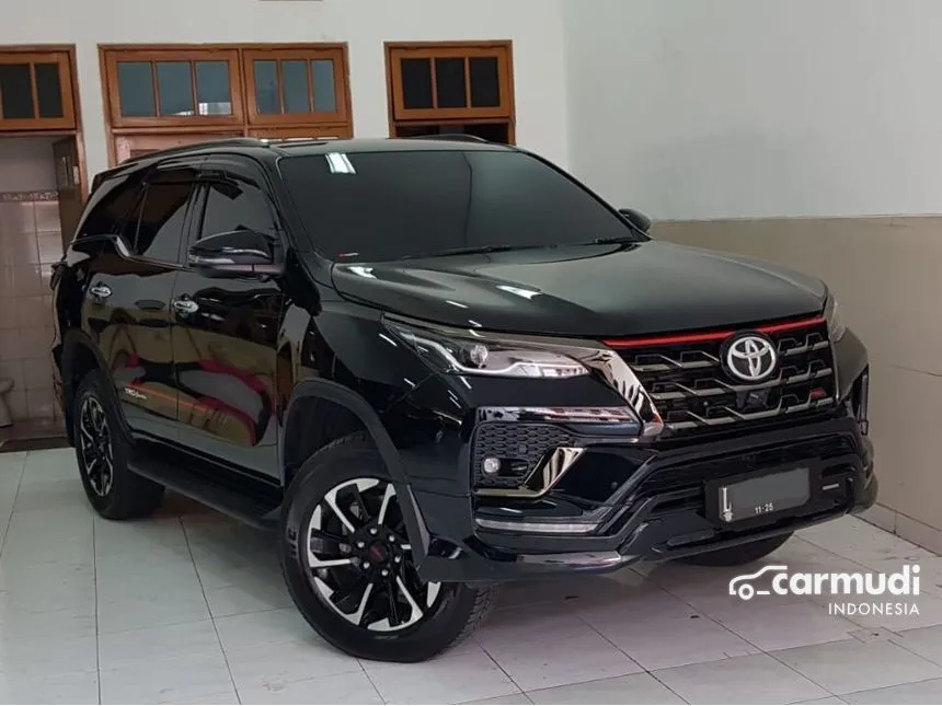 Jual Mobil Toyota Fortuner 2020 TRD 2.4 di Jawa Timur Automatic SUV Hitam Rp 520.000.000