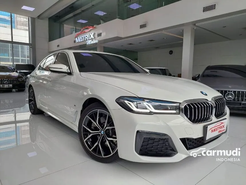 Jual Mobil BMW 520i 2021 M Sport 2.0 di DKI Jakarta Automatic Sedan Putih Rp 1.025.000.000