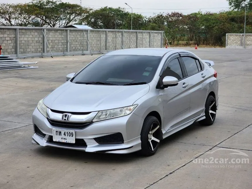 2015 Honda City V CNG Sedan