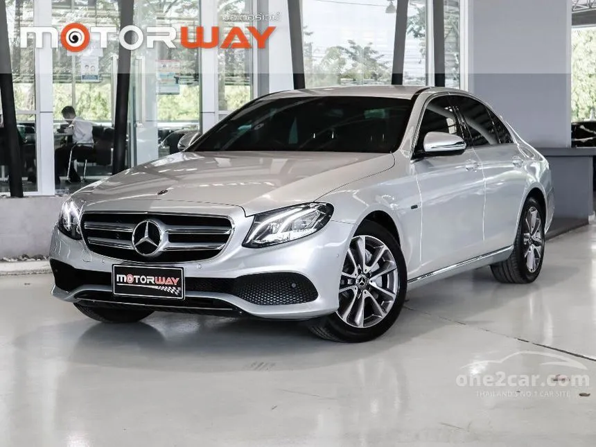 2021 Mercedes-Benz E300 e Avantgarde Sedan