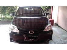 2013 Toyota Etios Valco 1.2 E Hatchback