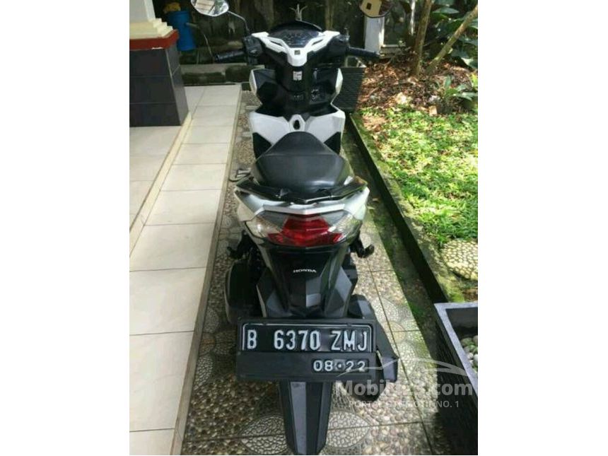 Jual Motor  Honda Vario  2017 150  Automatic 0 2 di Jawa  