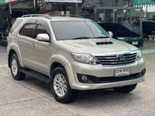 2013 Toyota FORTUNER 3.0 (ปี 12-15) V 4WD SUV