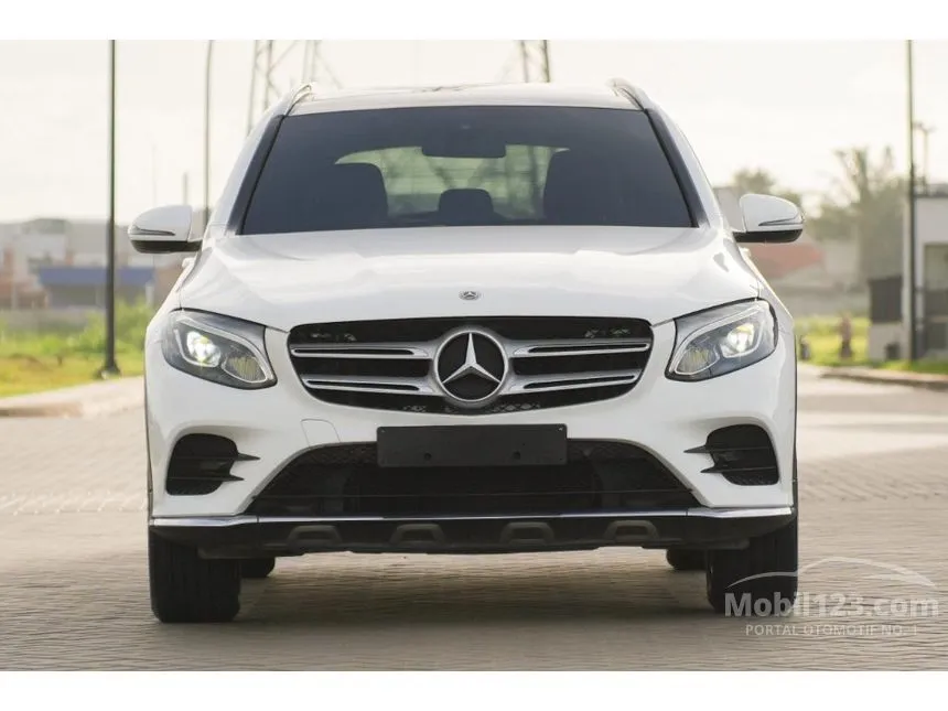 2018 Mercedes-Benz GLC200 AMG SUV