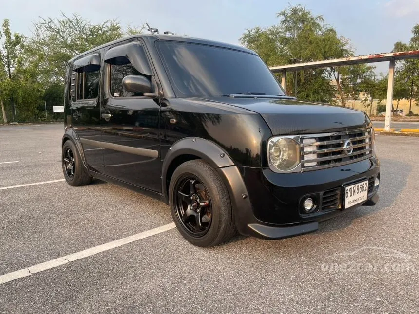 2011 Nissan CUBE Z11 e Hatchback