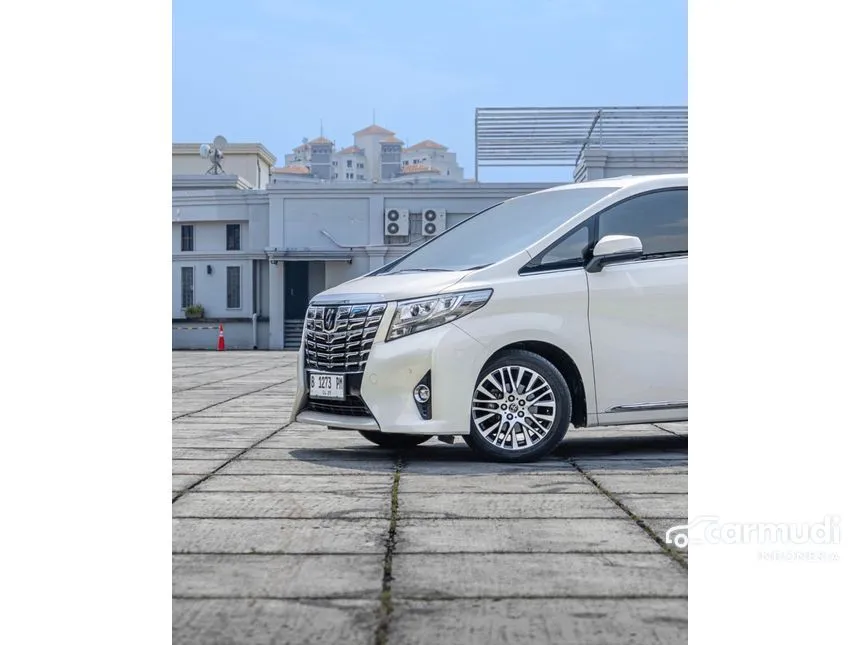 2015 Toyota Alphard Q MPV