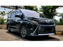 2019 Toyota Voxy 2.0 Wagon Black On Black - MULUS NO MINUS - KREDIT MUDAH DATA KAMI BANTU - PERFECT CONDITION - TANGAN PERTAMA