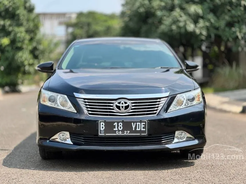 2012 Toyota Camry V Sedan