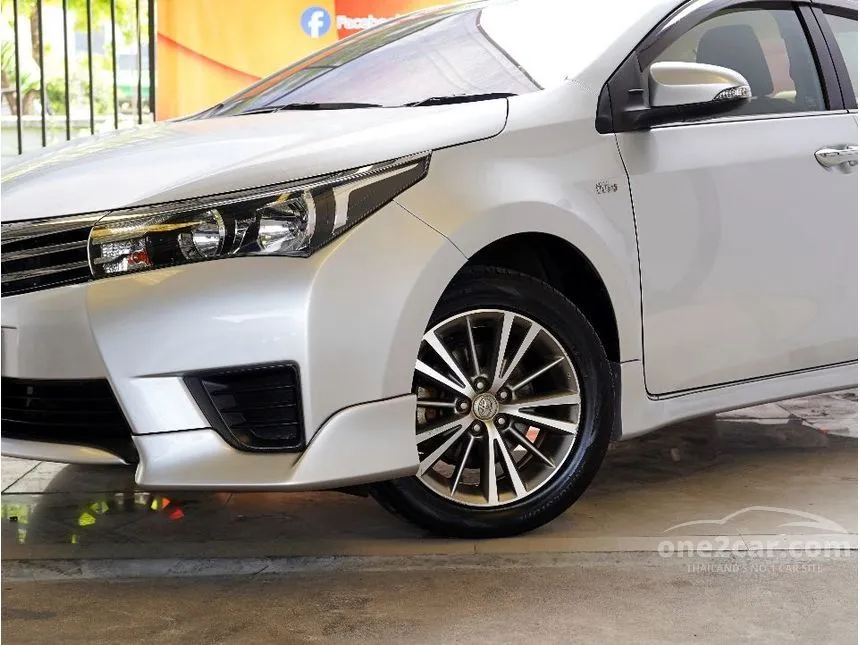 2015 Toyota Corolla Altis G Sedan