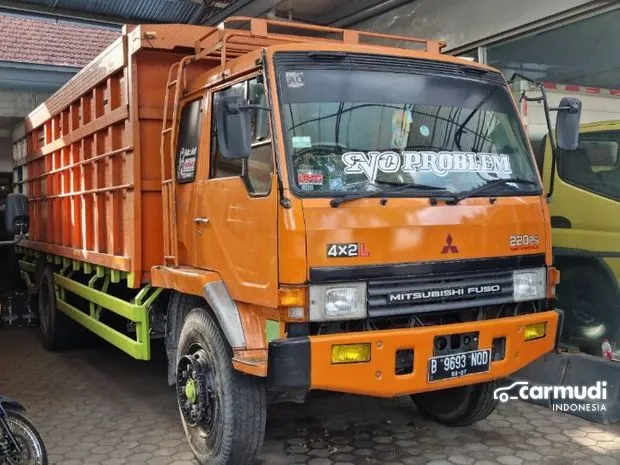 Jual Beli Mitsubishi Trucks Bekas, Harga Termurah, Kondisi Terbaik ...