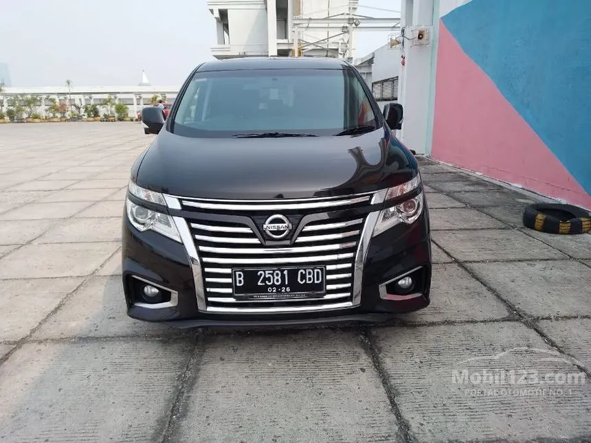 Jual Mobil Nissan Elgrand 2014 Highway Star 2.5 di DKI Jakarta Automatic MPV Hitam Rp 320.000.000