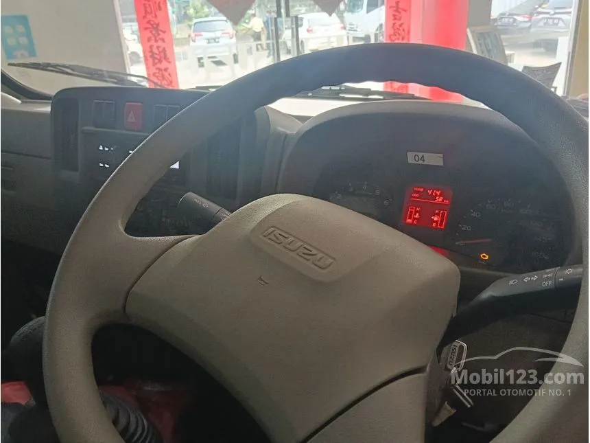 2026 Isuzu Traga Box Semi Aluminium Pickup
