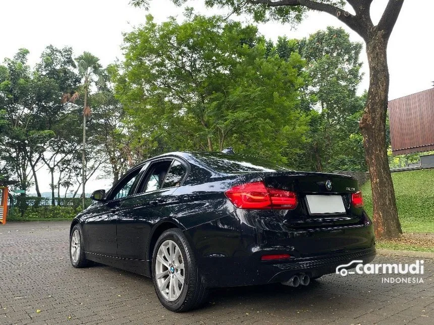 2016 BMW 320i Sport Sedan