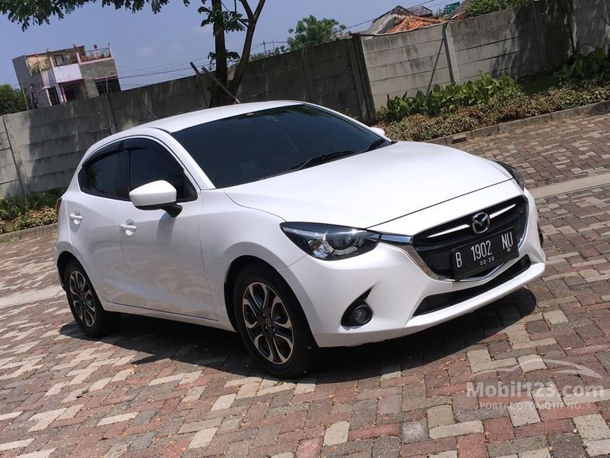 Mobil Mazda 2 GT 1.5 di Jawa Barat