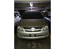 2005 Toyota Innova 2.0 MPV Minivans