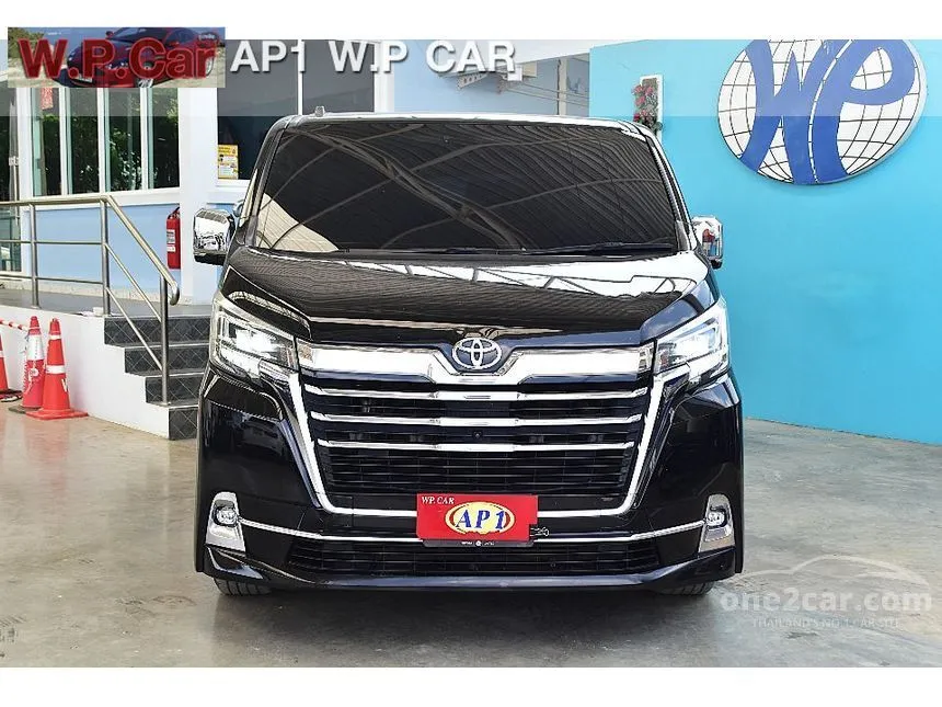 2021 Toyota Majesty Premium Van