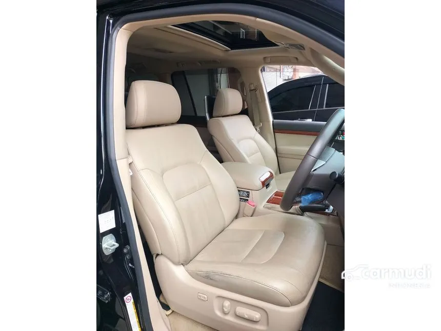 2014 Toyota Land Cruiser Full Spec E VX SUV