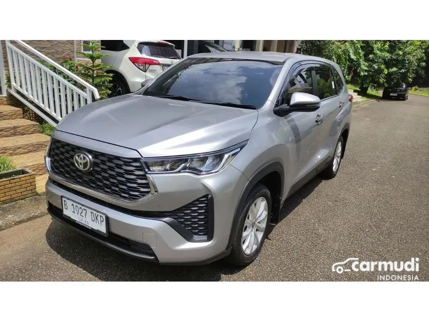 2022 Toyota Kijang Innova Zenix V (Premium Color) MPV