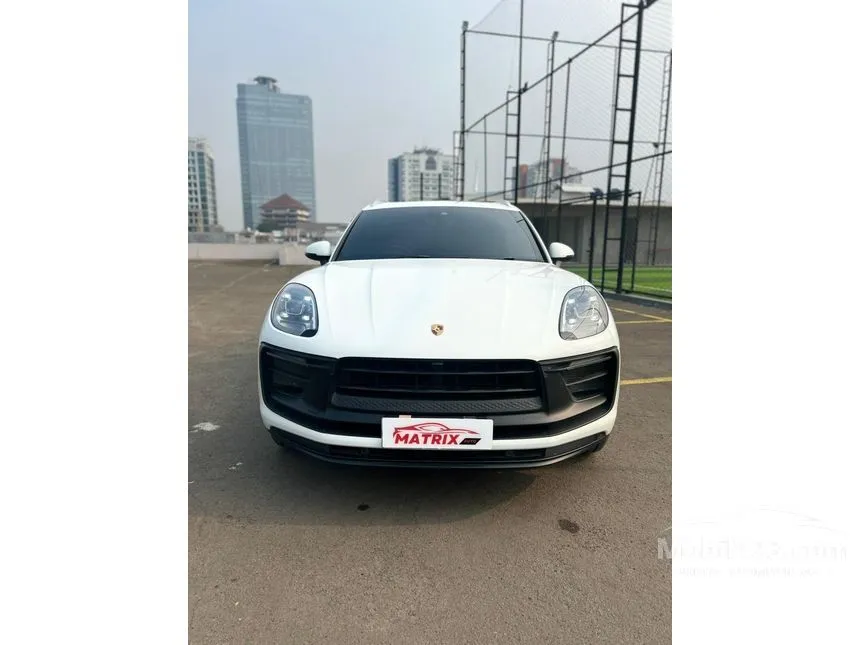 2016 Porsche Macan SUV