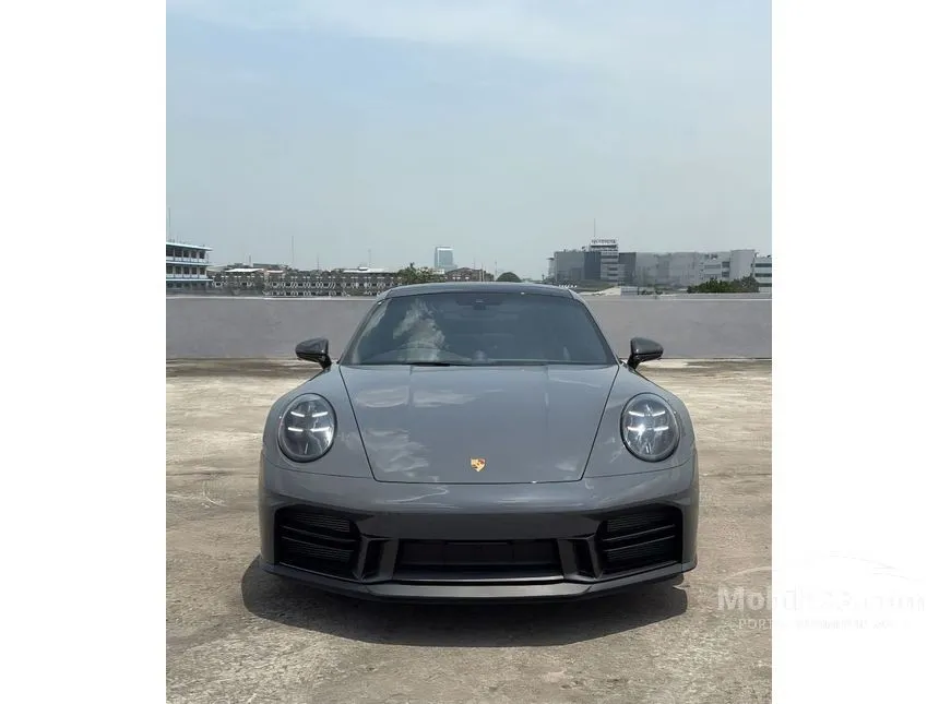 2025 Porsche 911 Carrera S Coupe